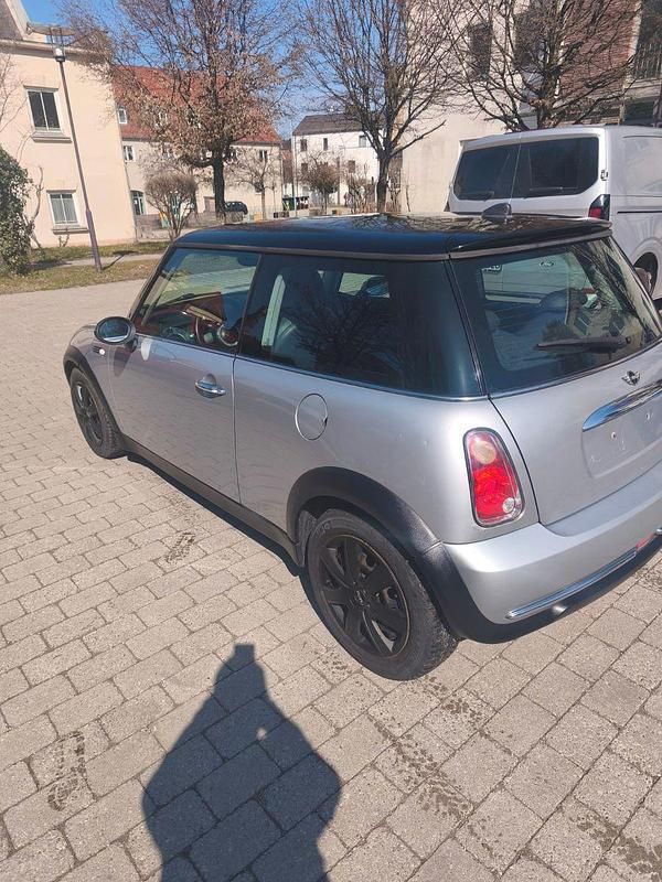 Used Mini Cooper 116 HP (85 kW) 2006 Silver Hatchback