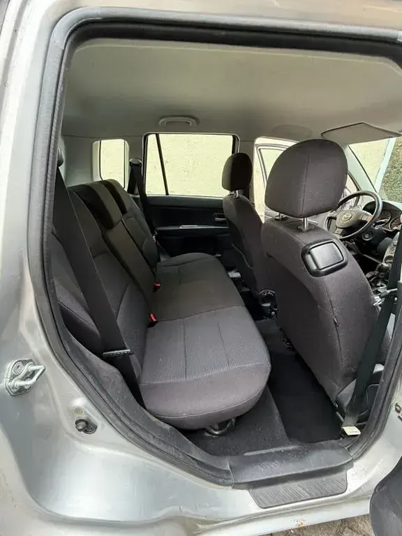 Usata Mazda 2 Active 80 CV (58 kW) 2007 Argento Utilitaria