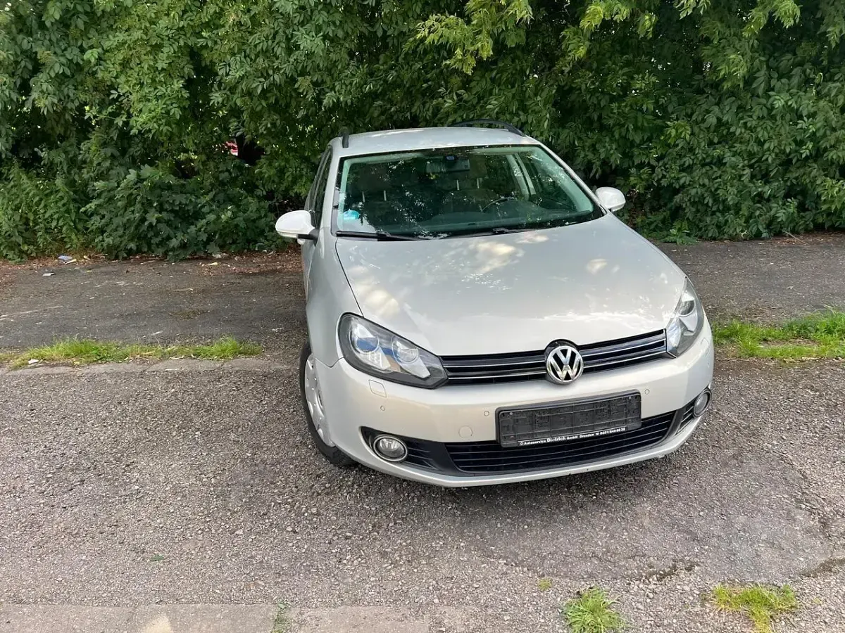 Gebraucht VW Golf VI 122 PS (89 kW) 2010 Kleinwagen