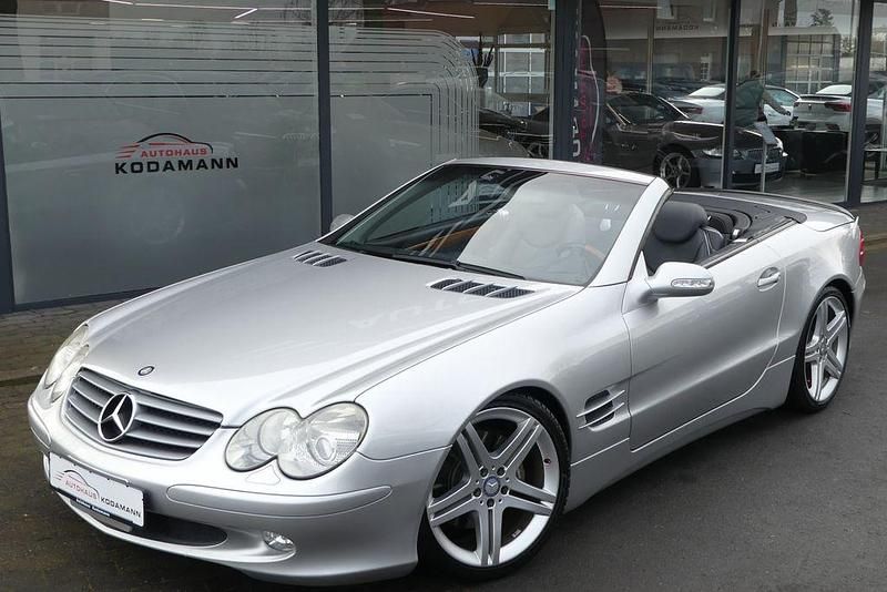 Brillantsilber metallicl Gebraucht 2003 Mercedes SL500 Cabrio | 24.950 € (Fairer Preis) - Bild 1/4