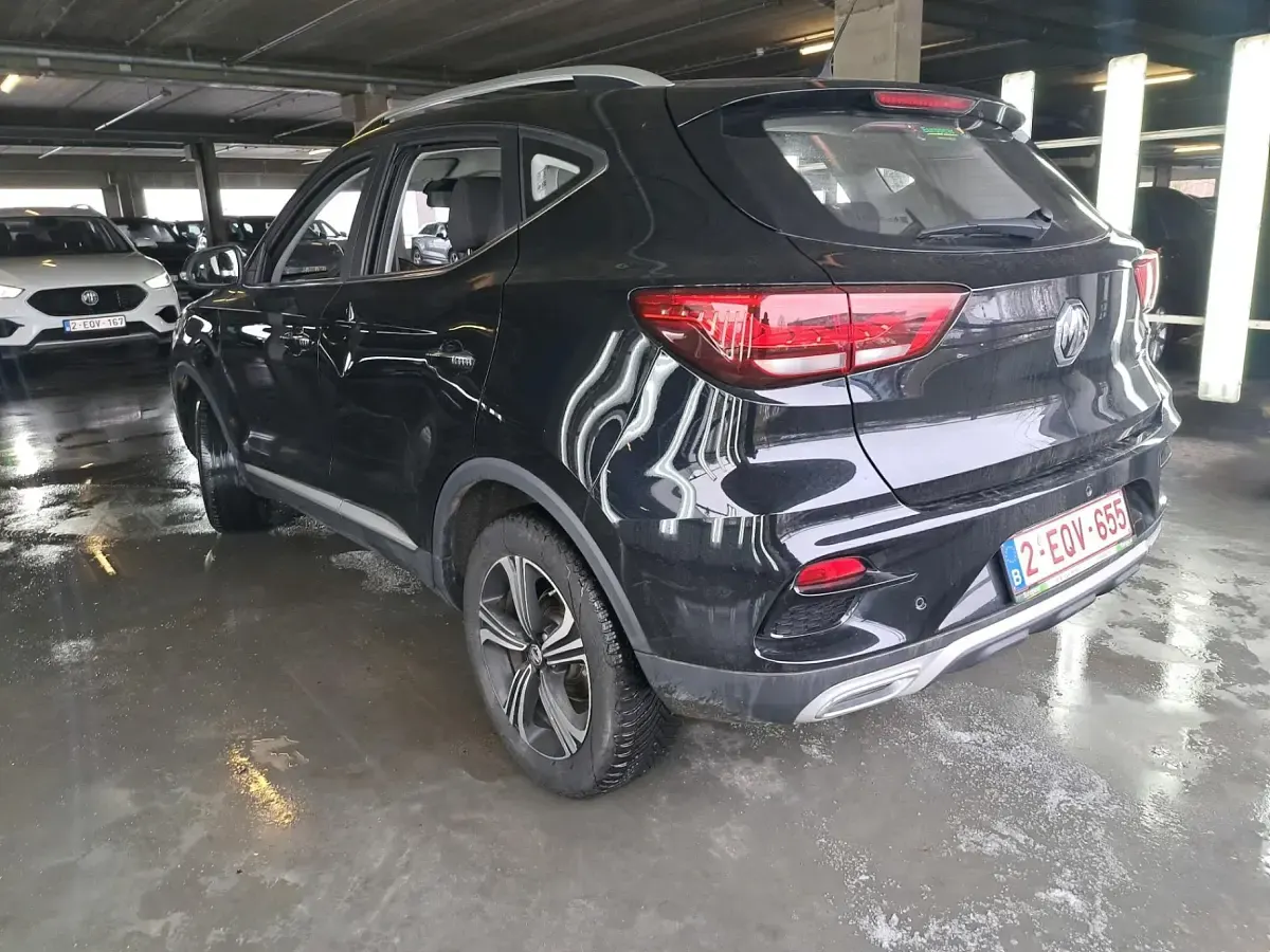 Gebraucht MG ZS Comfort 106 PS (77 kW) 2023 Pebble black SUV