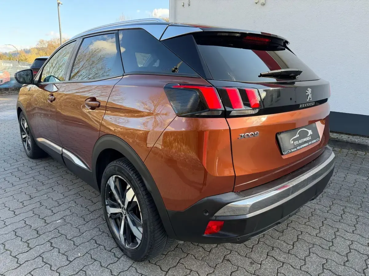 Gebraucht Peugeot 3008 Crossway 131 PS (96 kW) 2018 Braun SUV