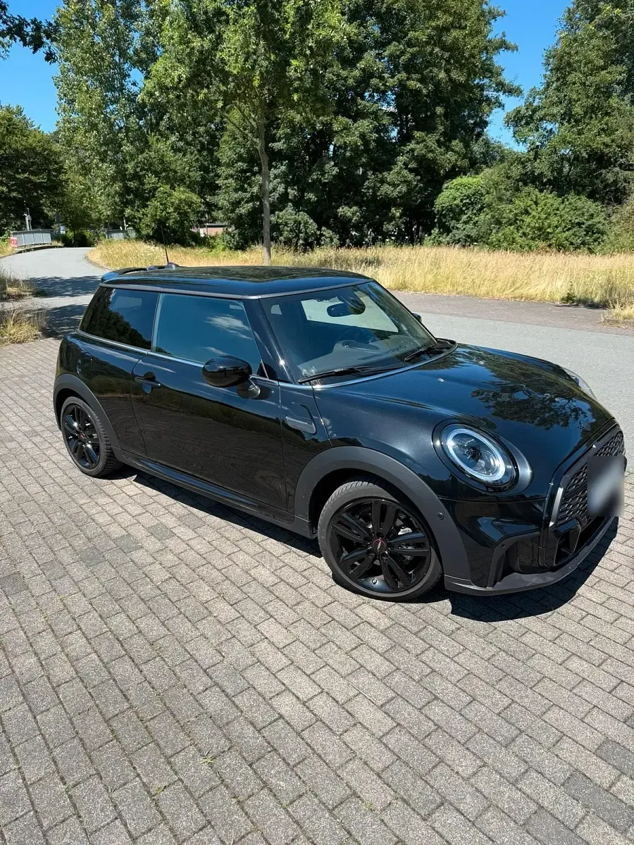 Gebraucht Mini Cooper 136 PS (100 kW) 2024 Schwarz Kleinwagen