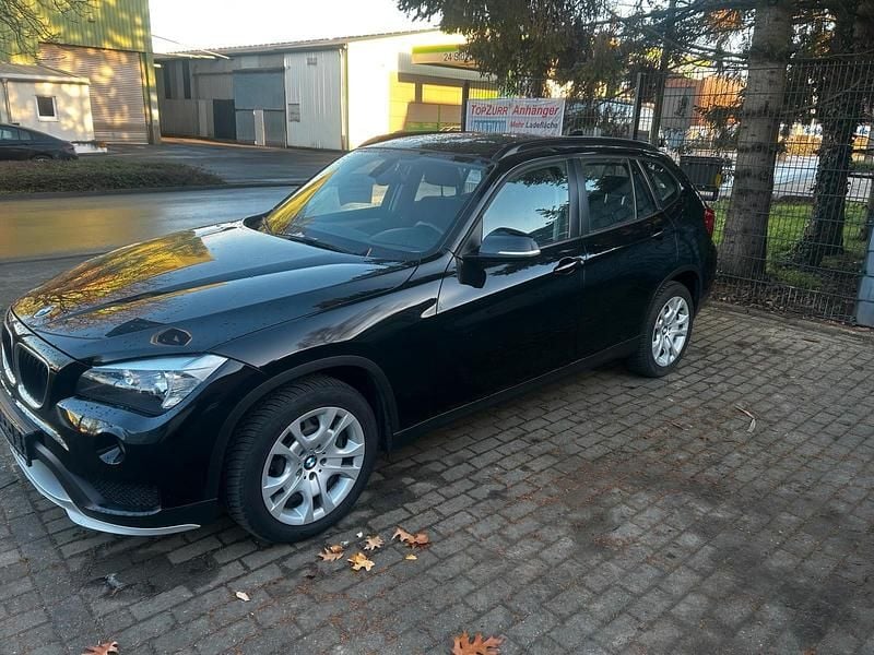 Gebraucht BMW X1 143 PS (105 kW) 2015 Schwarz SUV