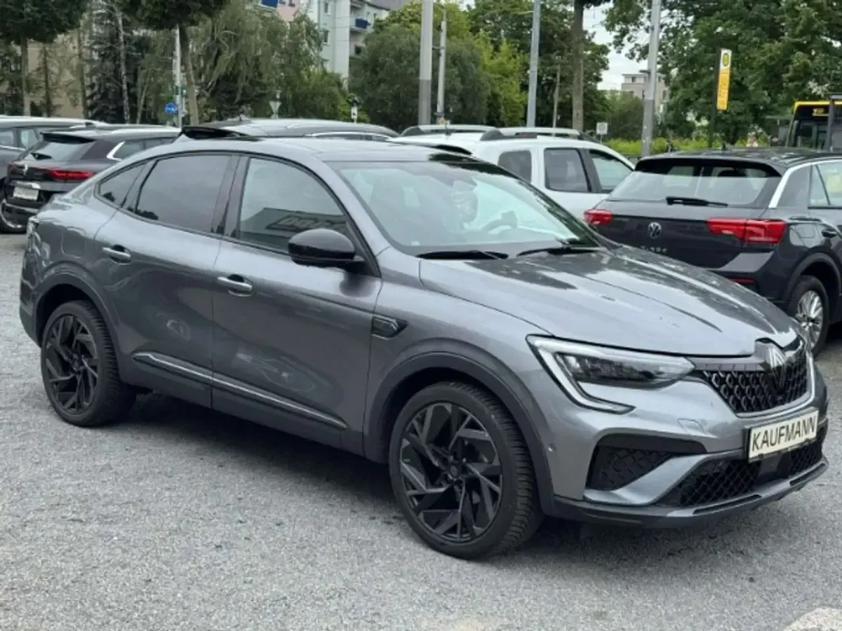 Gebraucht Renault Arkana Esprit Alpine 140 PS (102 kW) 2025 Grau SUV