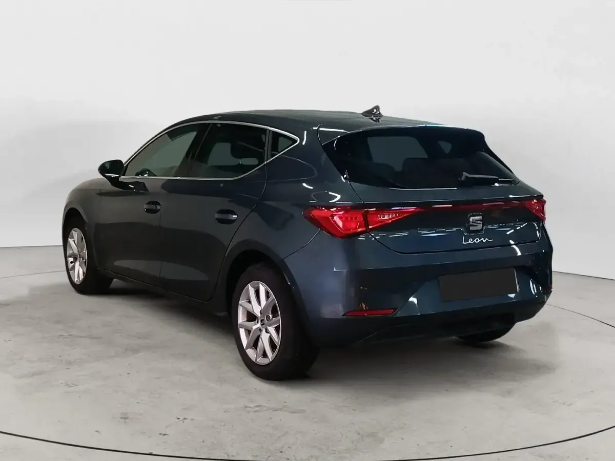 Gebraucht Seat Leon Style 116 PS (85 kW) 2025 Gris magnetique Limousine