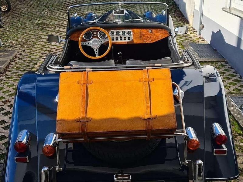 Gebraucht Morgan Plus 8 204 PS (150 kW) 1985 Blau Cabrio