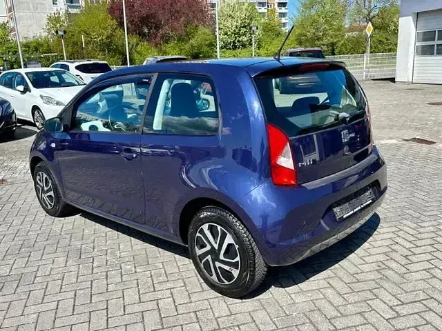 Gebraucht Seat Mii Chic 60 PS (44 kW) 2016 Blau Kleinwagen