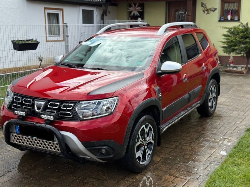 Rot Gebraucht 2019 Dacia Duster Adventure SUV | 13.500 € (Fairer Preis) - Bild 1/4