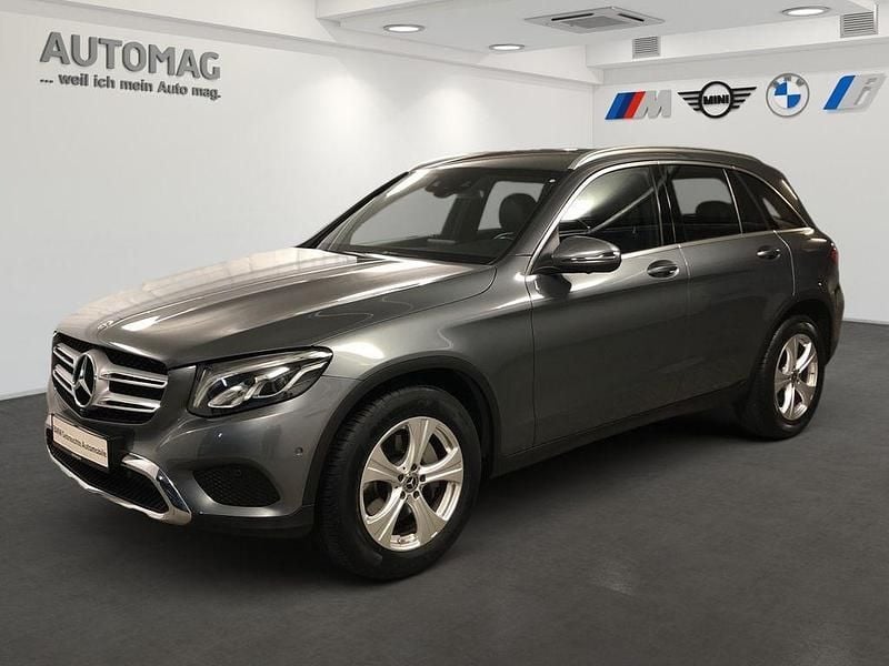 Grau Gebraucht 2019 Mercedes GLC250 Exclusive SUV | 32.990 € (Fairer Preis) - Bild 1/4