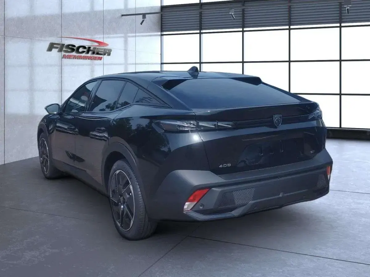Neu Peugeot 408 GT GTi 145 PS (106 kW) 2025 Perlaneraschwarzmetallic Limousine