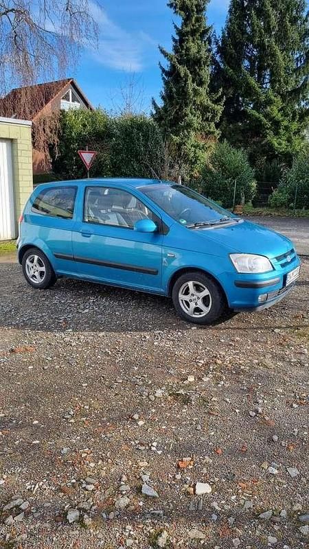 Blau Gebraucht 2004 Hyundai Getz GLS Kleinwagen | 900 € (Superpreis) - Bild 1/4