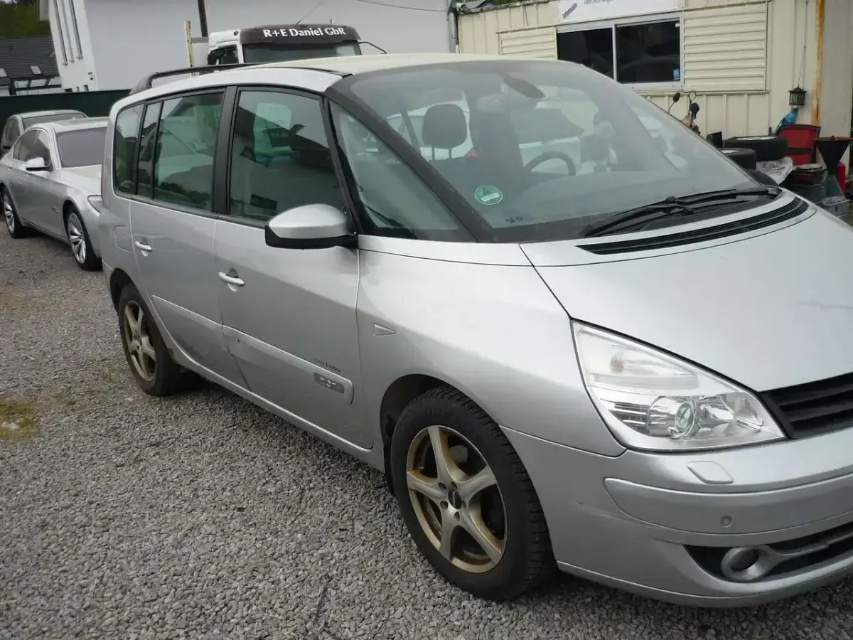 Gebraucht Renault Espace 170 PS (125 kW) 2007 Silber Van / Kleinbus