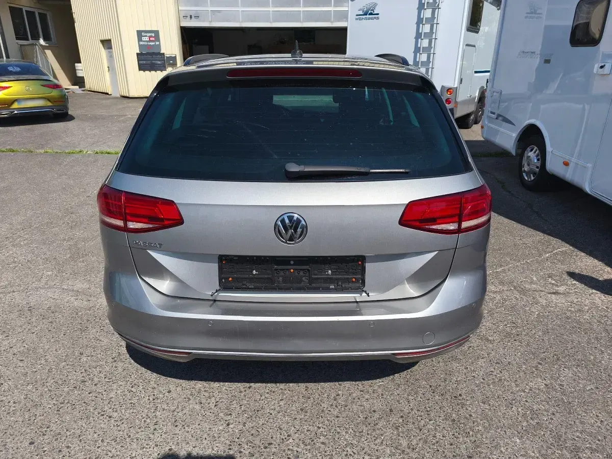 Gebraucht VW Passat 150 PS (110 kW) 2016 Grau Kombi