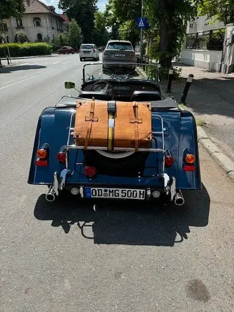 Gebraucht Morgan Plus 8 190 PS (139 kW) 1991 Blau Cabrio
