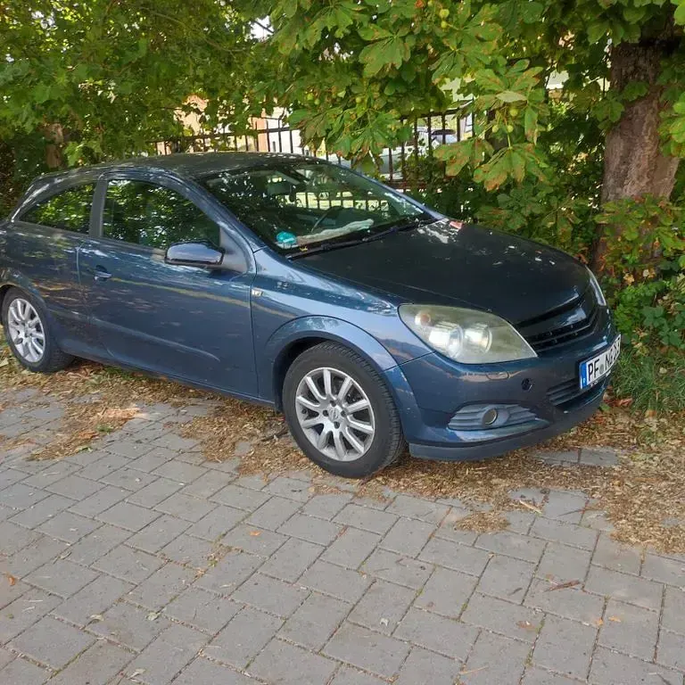 Gebraucht Opel Astra GTC Sport 116 PS (85 kW) 2006 Blau Limousine