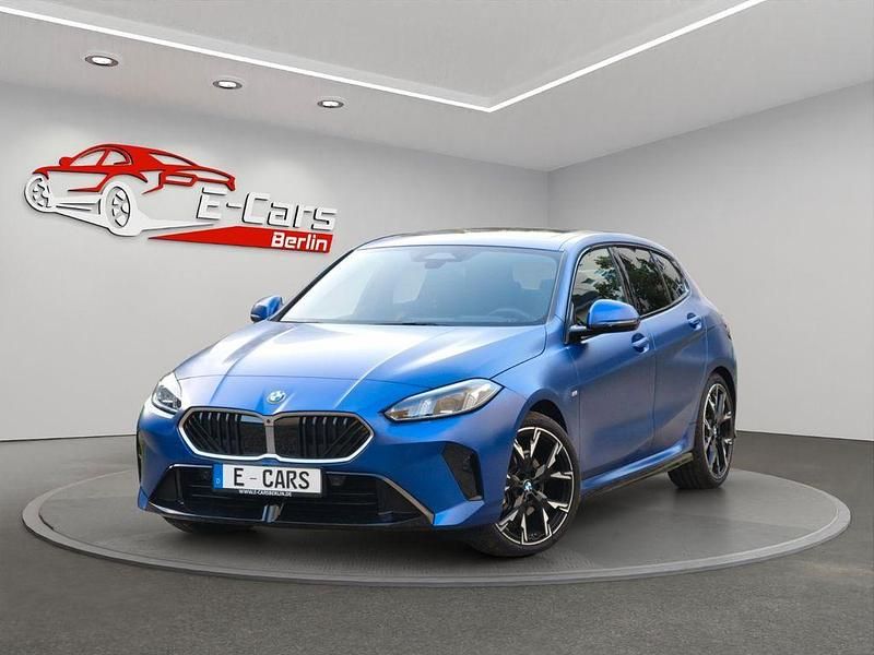 Blau Gebraucht 2025 BMW 120 M Sport Kleinwagen | 34.490 € (Guter Preis) - Bild 1/3