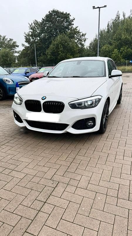 Weiß Gebraucht 2019 BMW 118 M Sport Kleinwagen | 18.800 € (Fairer Preis) - Bild 1/1