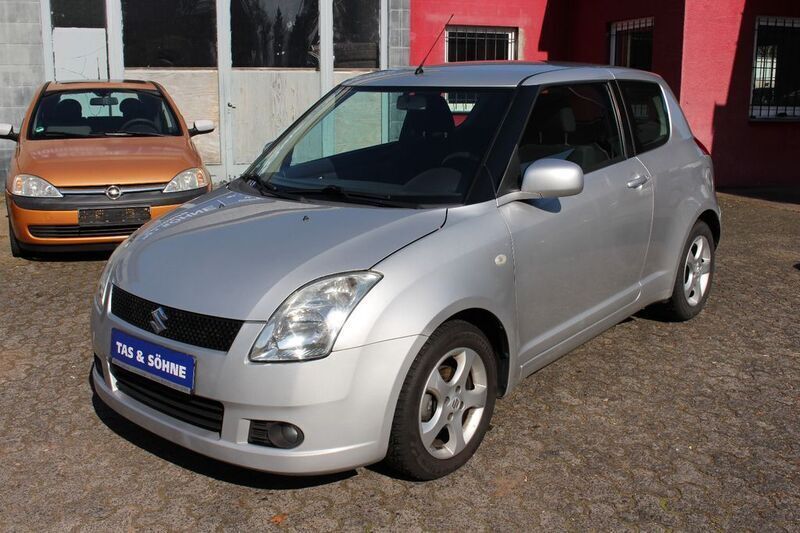 Gebraucht Suzuki Swift 92 PS (67 kW) 2007 Silber Kleinwagen