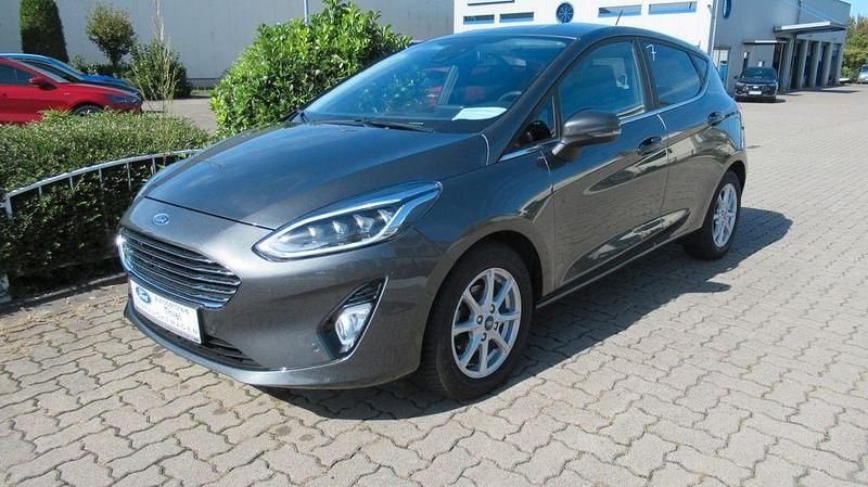 Grau Gebraucht 2021 Ford Fiesta Titanium X Kleinwagen | 14.950 € (Fairer Preis) - Bild 1/4