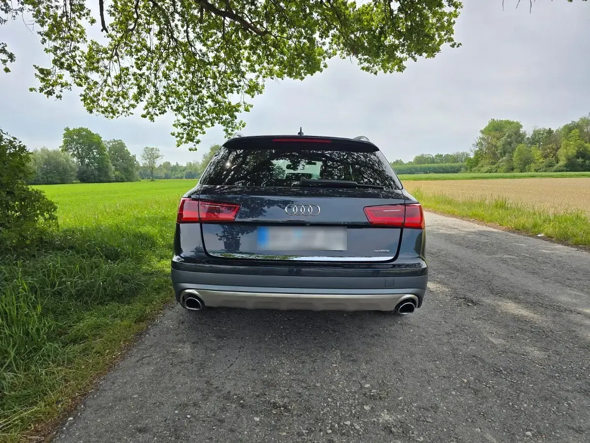 Gebraucht Audi A6 Allroad Ambiente 320 PS (235 kW) 2017 Blau Kombi