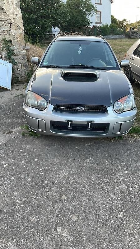Silber Gebraucht 2005 Subaru Impreza Kombi | 1.700 € (Superpreis) - Bild 1/4