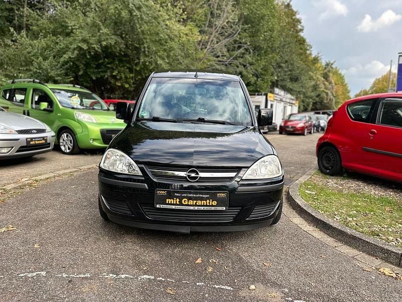 Schwarz Gebraucht 2006 Opel Combo Edition Van / Kleinbus | 2.499 € (Fairer Preis) - Bild 1/4