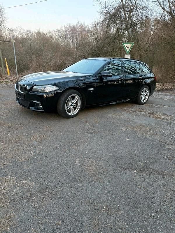 Gebraucht BMW 520 M Sport 190 PS (139 kW) 2014 Schwarz Limousine