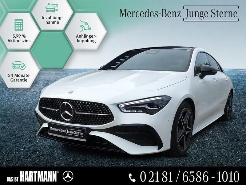 Polarweiß Gebraucht 2024 Mercedes CLA200 Premium Coupé | 38.390 € (Fairer Preis) - Bild 1/4