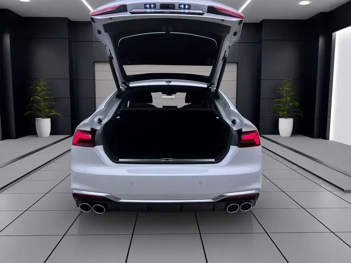 Gebraucht Audi S5 341 PS (250 kW) 2022 Ibisweiß Coupé