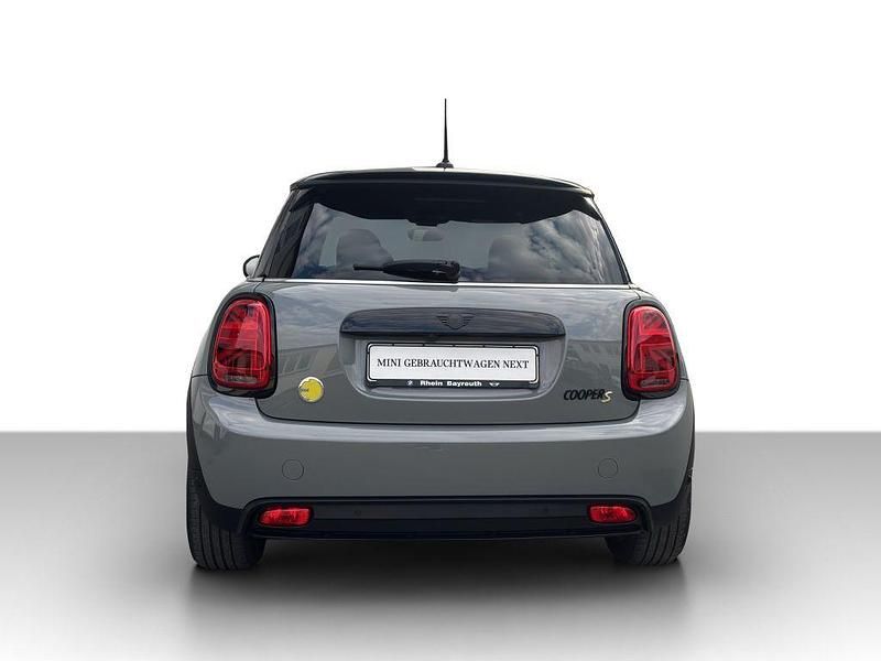 Gebraucht Mini Cooper SE 135 kW (184 PS) 2022 Grau Kleinwagen