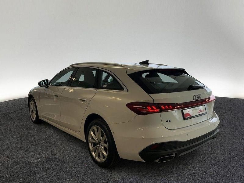Second-hand Audi A5 Sport 204 CP (150 kW) 2025 Alb Break