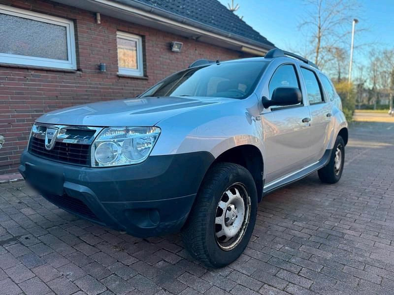 Gebraucht Dacia Duster 105 PS (77 kW) 2010 Silber SUV