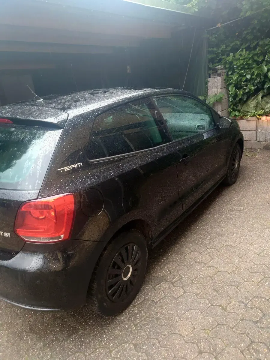 Gebraucht VW Polo 105 PS (77 kW) 2010 Schwarz Kleinwagen