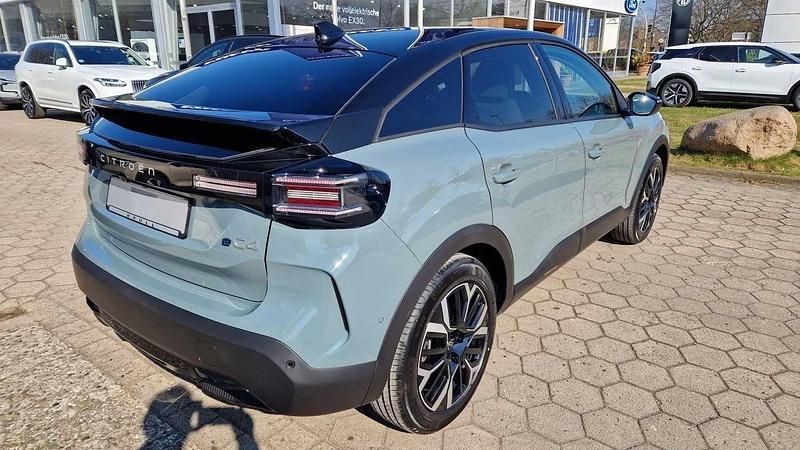 Usata Citroën e-C4 114 kW (156 CV) 2025 Verde Berlina