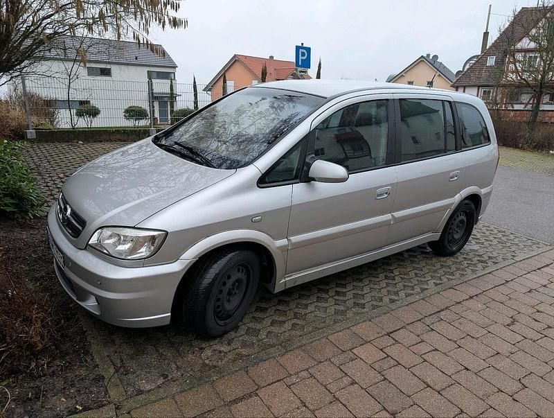 Gebraucht Opel Zafira 150 PS (110 kW) 2005 Silber Van / Kleinbus