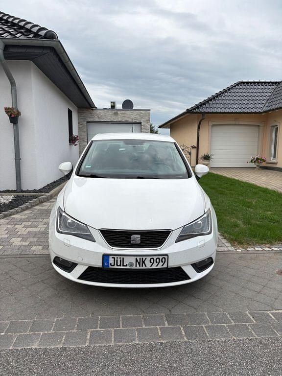 Weiß Gebraucht 2012 Seat Ibiza SC Style Kleinwagen | 4.200 € (Guter Preis) - Bild 1/4