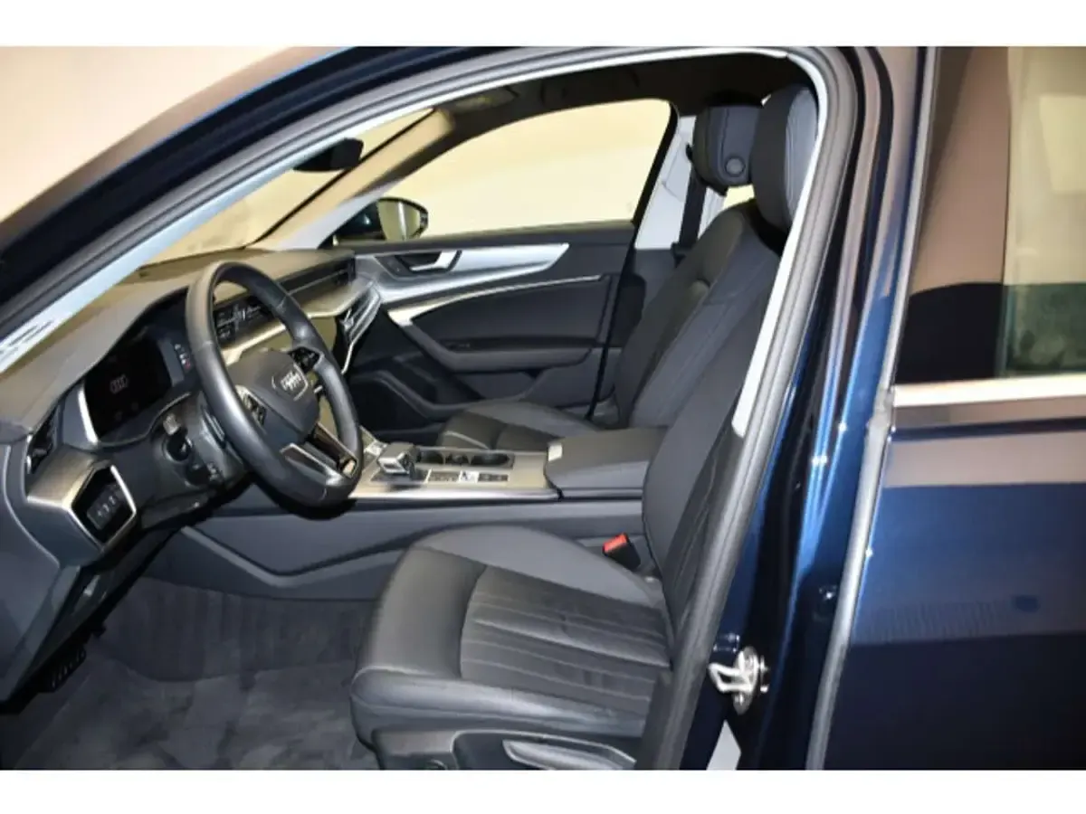 Gebraucht Audi A6 Design 265 PS (194 kW) 2023 Firmamentblau metallic Kombi