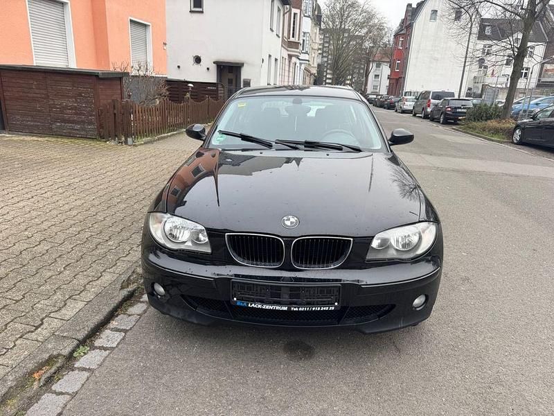 Schwarz Gebraucht 2007 BMW 116 Kleinwagen | 3.999 € (Guter Preis) - Bild 1/4