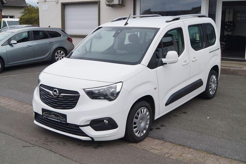 Weiß Gebraucht 2019 Opel Combo Life Edition Van / Kleinbus | 16.490 € (Superpreis) - Bild 1/4