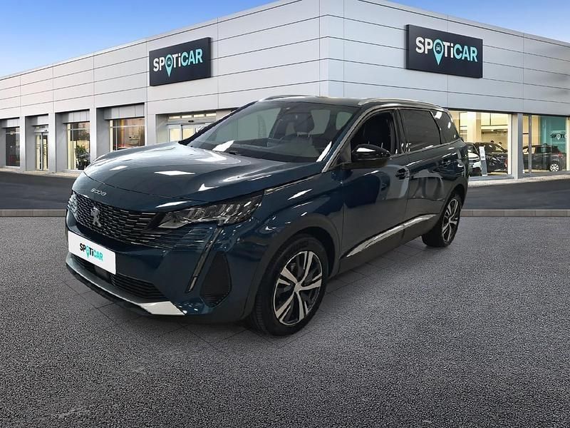 Blau Gebraucht 2023 Peugeot 5008 Allure Van / Kleinbus | 27.890 € (Fairer Preis) - Bild 1/3
