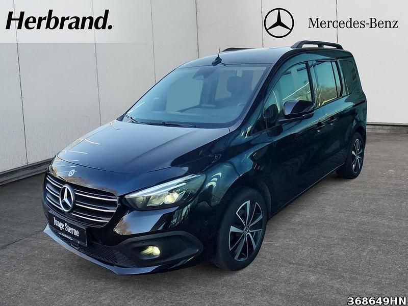 Gebraucht Mercedes T180 Progressive 116 PS (85 kW) 2023 Schwarz Van / Kleinbus