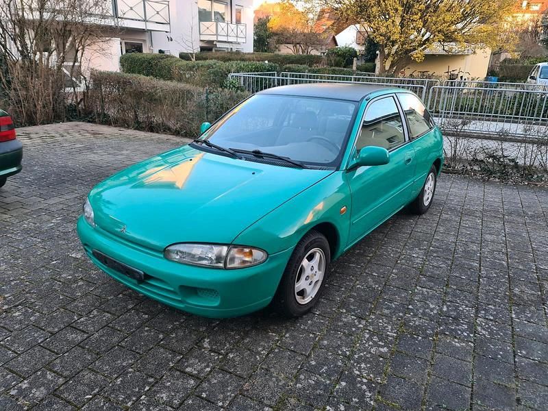 Gebraucht Mitsubishi Colt 75 PS (55 kW) 1995 Grün Kleinwagen