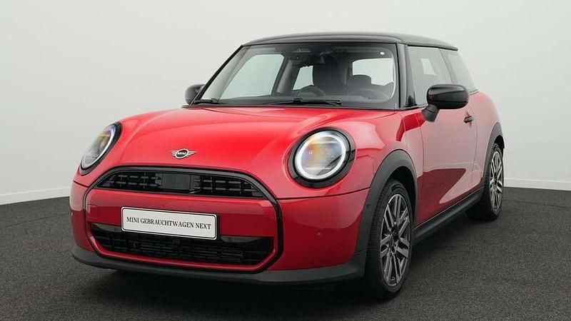 Rot Gebraucht 2024 Mini Cooper Classic Kleinwagen | 25.184 € (Fairer Preis) - Bild 1/4