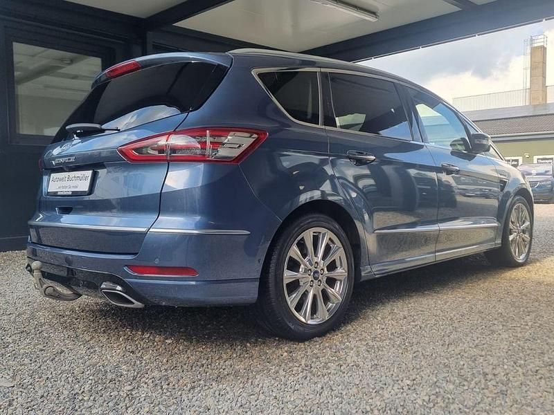 Używany Ford S-MAX Vignale 190 KM (139 kW) 2022 Niebieski Minivan