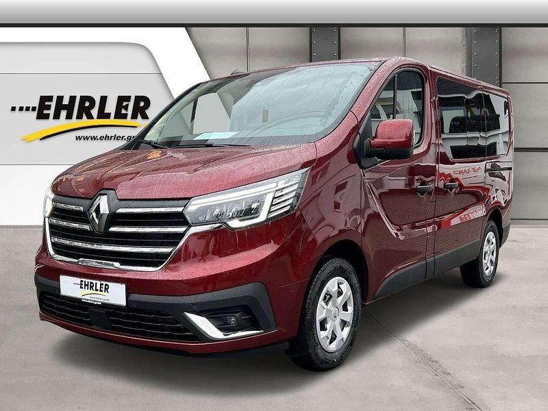 Rot Gebraucht 2024 Renault Trafic Life Van | 44.900 € (Teuer) - Bild 1/4