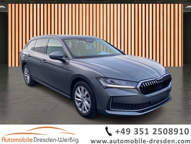 Graphite grau Gebraucht 2024 Skoda Superb Selection Kombi | 32.980 € (Fairer Preis) - Bild 1/3