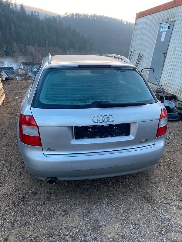 Gebraucht Audi A4 101 PS (74 kW) 2005 Silber Kombi