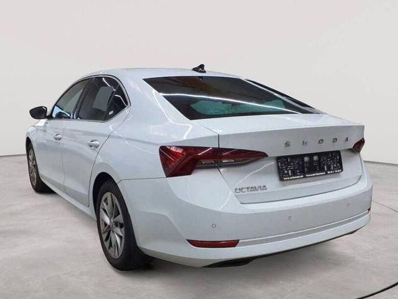 Gebraucht Skoda Octavia Style 150 PS (110 kW) 2022 Weiß Limousine