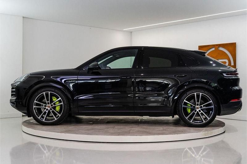 Gebraucht Porsche Cayenne 462 PS (339 kW) 2024 Schwarz SUV
